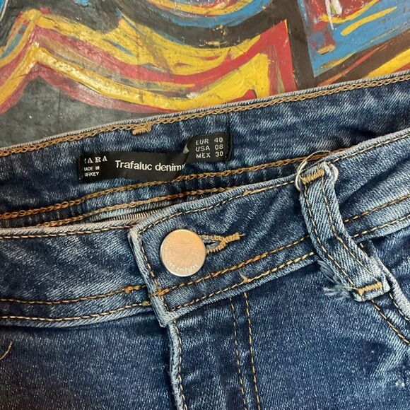 ZARA Trafaluc Soft comfy Distrssed Embroidered Butterfly Skinny Jeans 28 waist - Picture 14 of 15